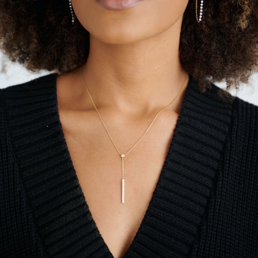 Choosing the right lariat necklace