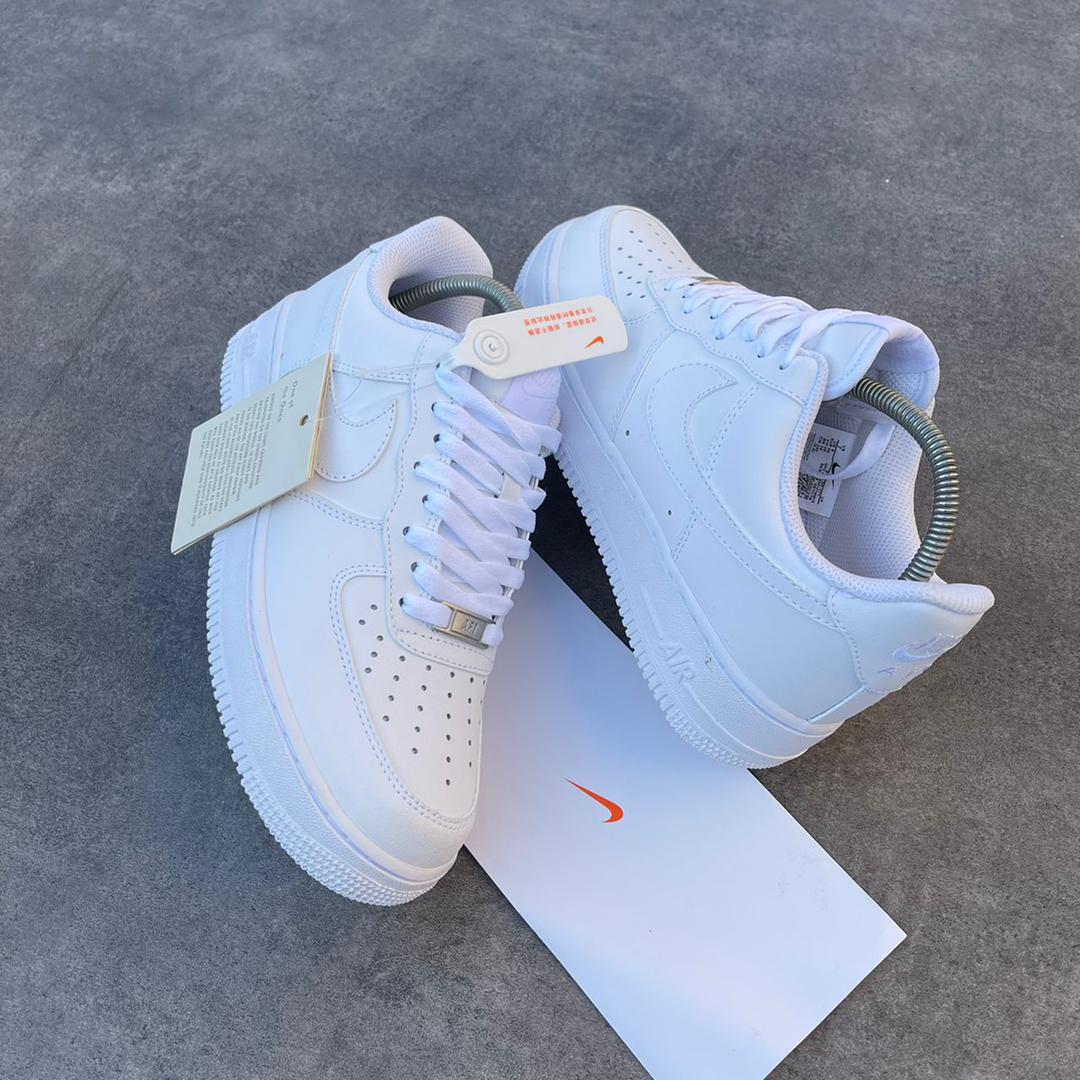 Nike air force 1 all white