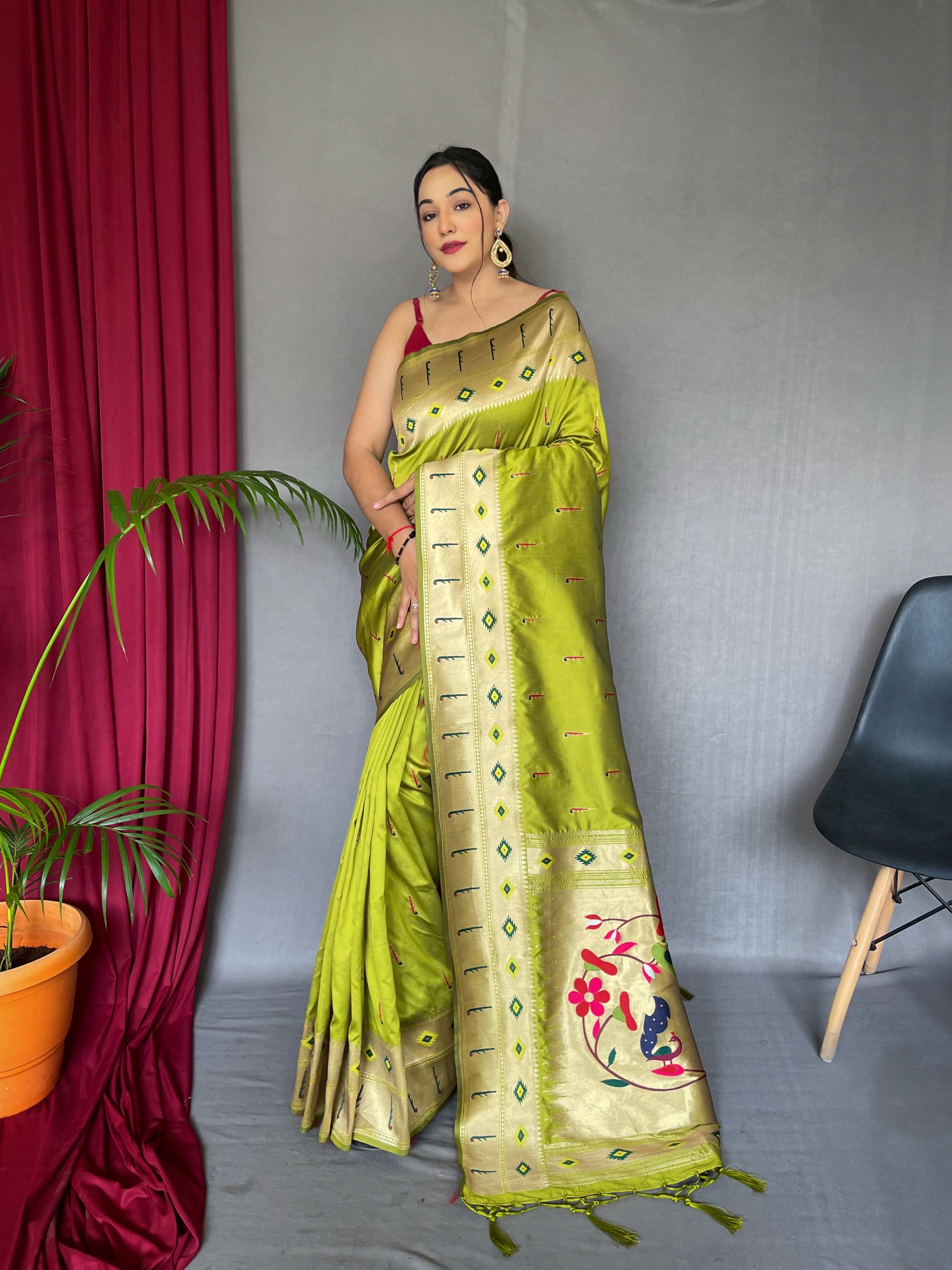 Green and Red Bandhani Paithani Silk Handloom Saree with Buta and Chec –  Uppada