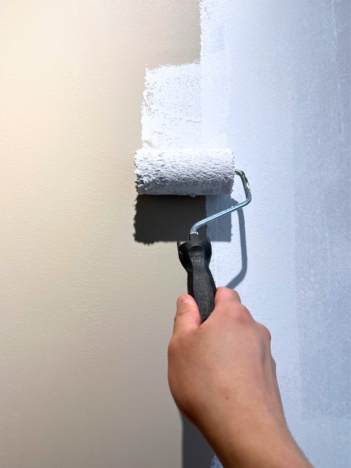 wall painting with white paint