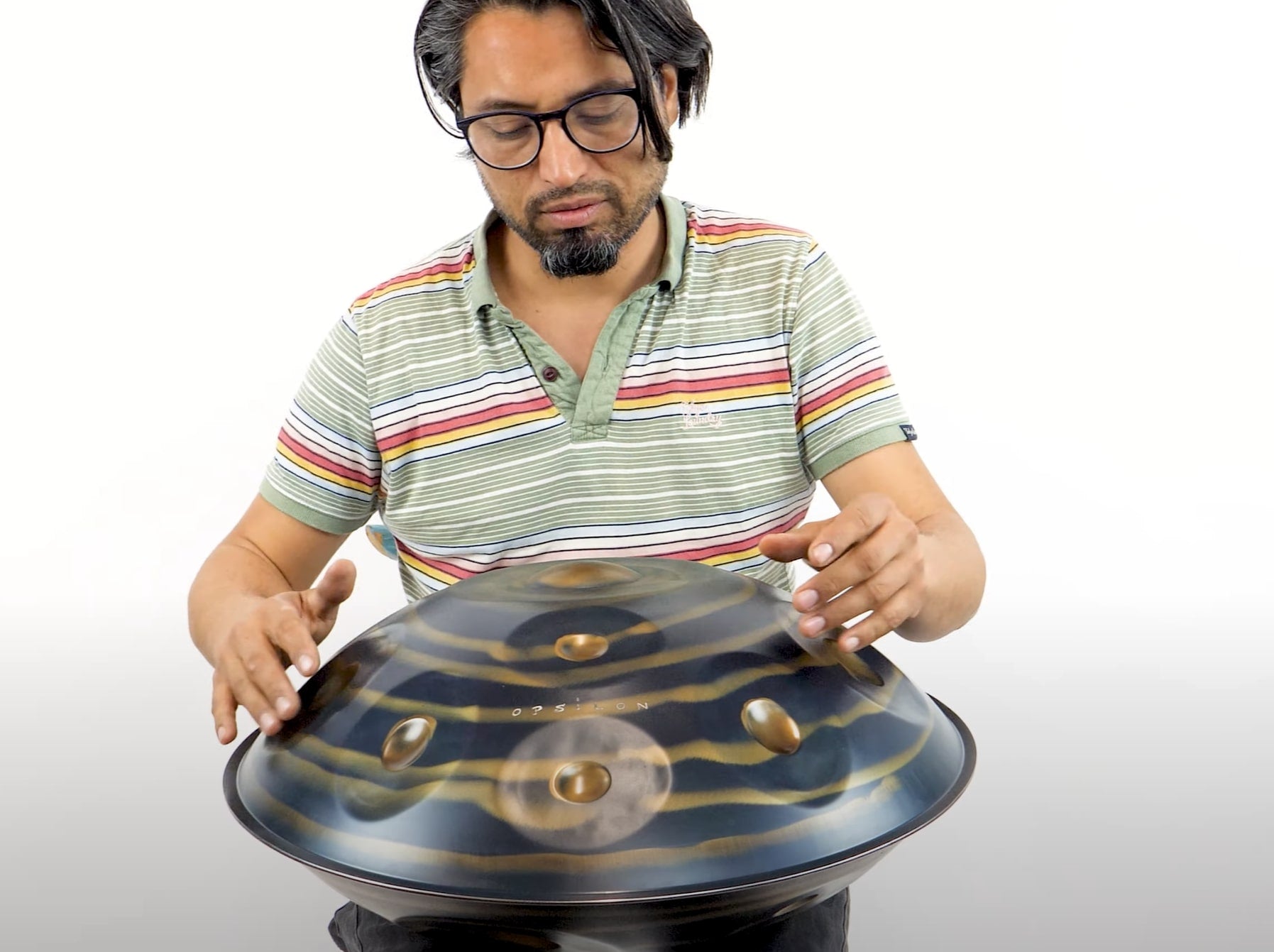 What is a handpan? Everything about the mysterious instrument