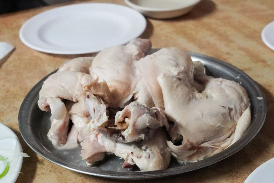 cheogajib baeksuk steamed chicken seoul restaurant