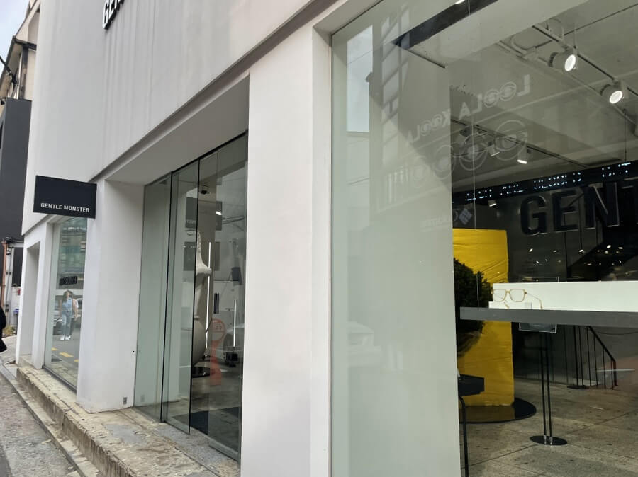 ASICS Tiger Concept Store Opens in Garosugil, Sinsa-dong Seoul