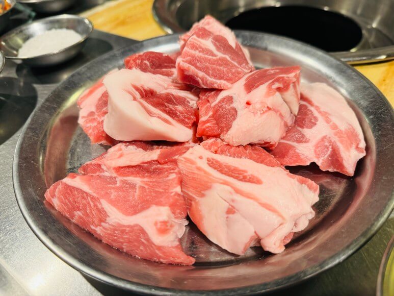 mapo jinjja wonjo choi dae po gongdeok korean barbecue seoul