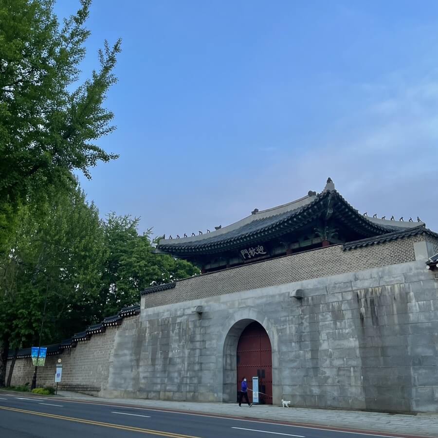 mk2 seochon seoul gyeongbokgung cafe