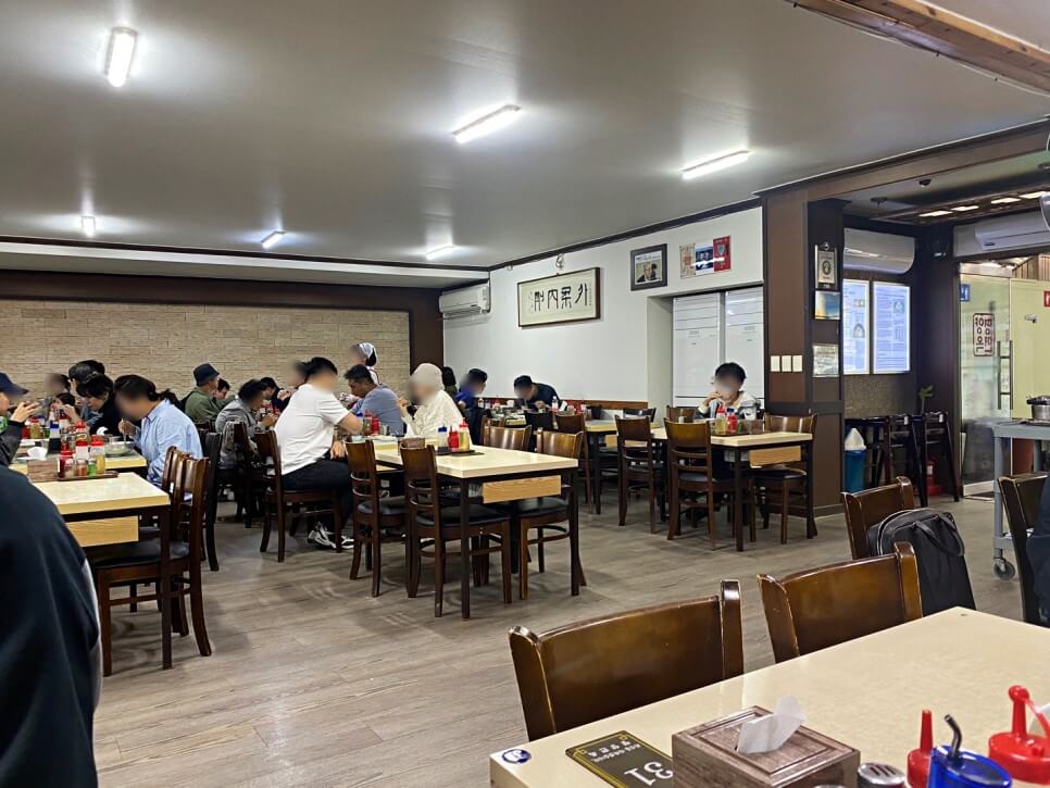 pyongyang myeonok cold noodles restaurant dongdaemun seoul