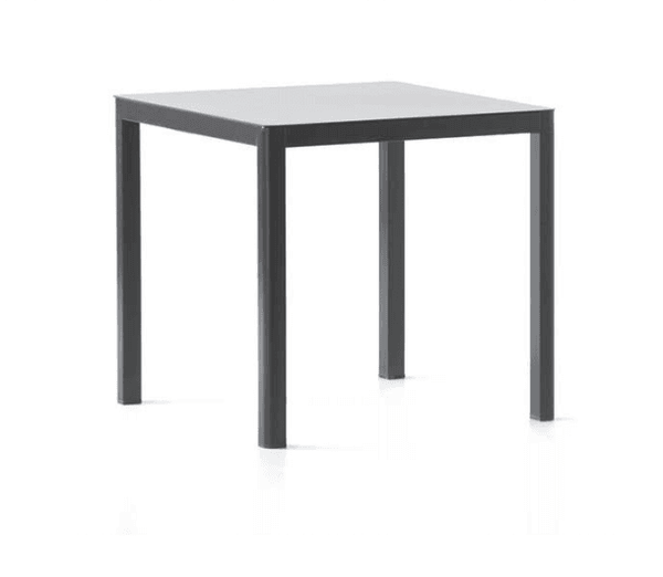 LA Table 80x80 H40 – Ergonomia Furniture