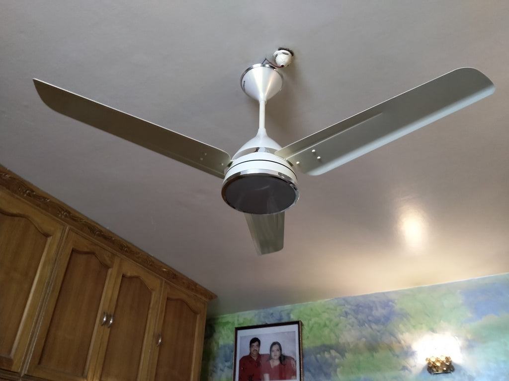 Havells Lumeno 53''  With Remote Rainbow Pearl Ivory H-220