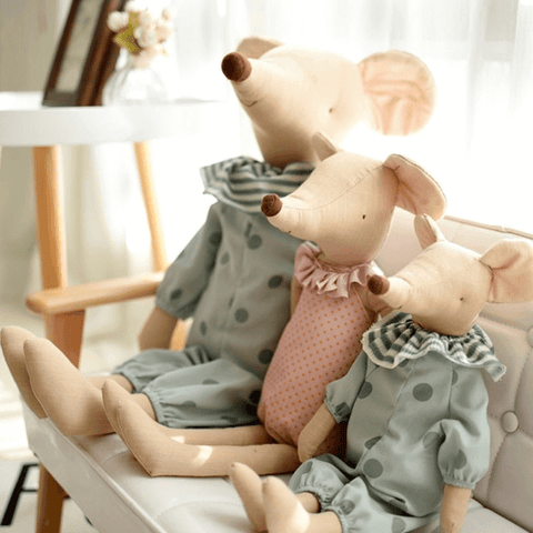 doudou souris rose et vert habillé