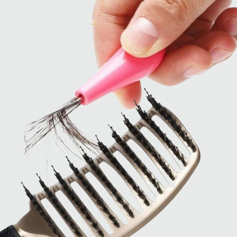 Comment nettoyer une brosse en poils de sanglier ?