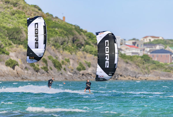 Core XR7 Kite black and white colours