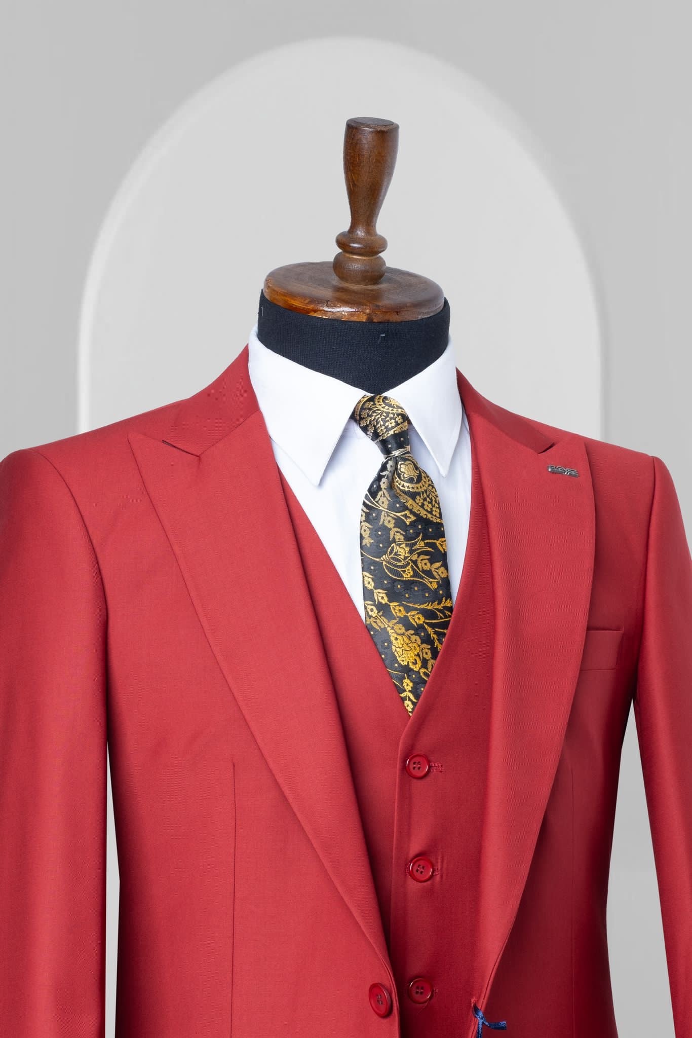 Turkish 3-Piece Suit Wholesale: Authentic 3-Piece Elegance for Discerning Retailers - 6 Suit Pack (Model: AA_Tur_4_272)