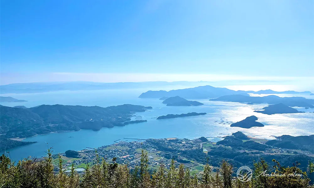 狛犬も倉岳神社から天草の海をいつも見守っています。