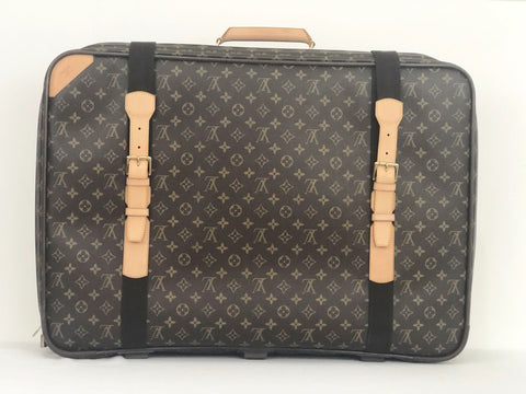 Louis Vuitton Monogram Alize 2 Pouch Travel Bag – KMK Luxury Consignment