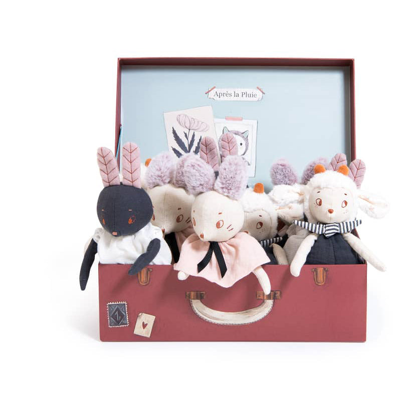 <h5>Description</h5>
<p>From After the Rain collection, this pretty display suitcase with a metal handle includes multiple plushes: three Nuage the sheep, three Brume the mouse, and three Lune the rabbit.<br>The small size of these stuffed toys makes it easy for baby to grasp and bring comfort with its cuddly fabric.</p>
<p>Minimum order requirement: 1 Display box with 9 units / price per unit  
 </p>
<h5>Specifications</h5>
<p><strong>Color</strong>: Red<br><strong>Recommended Age</strong>: 0+<br><strong>Material</strong>: cotton, polyester, linen, viscose<br><strong>Size (inches)</strong>: L: 14 x W: 9 x H: 4<br><strong>Weight (lbs)</strong>: 1,1<br><strong>Care instructions</strong>: Machine washable at 30°C on wool cycle. No tumble dry.</p>
