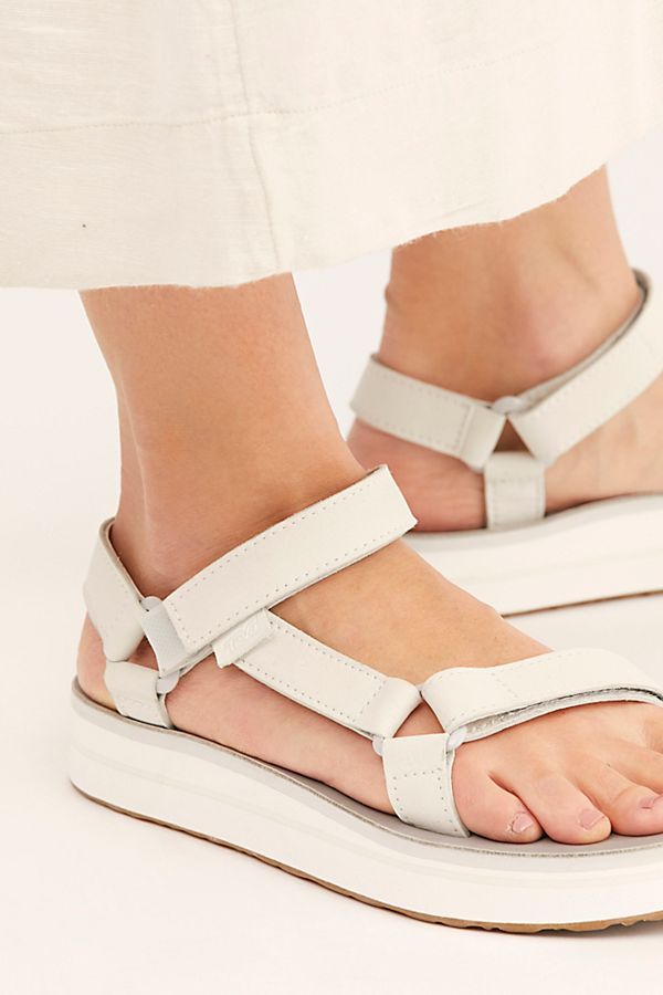 midform universal leather sandal by teva