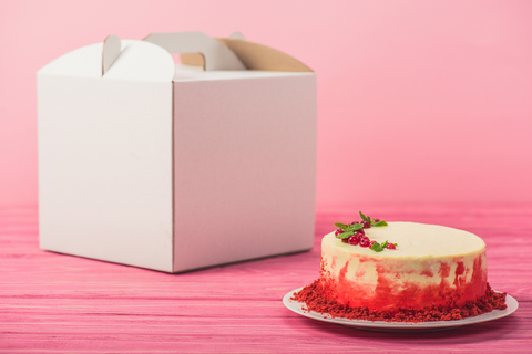 red velvet cake with cake box