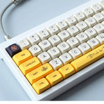 touches XDA sur un clavier avec le kit de keycaps bee
