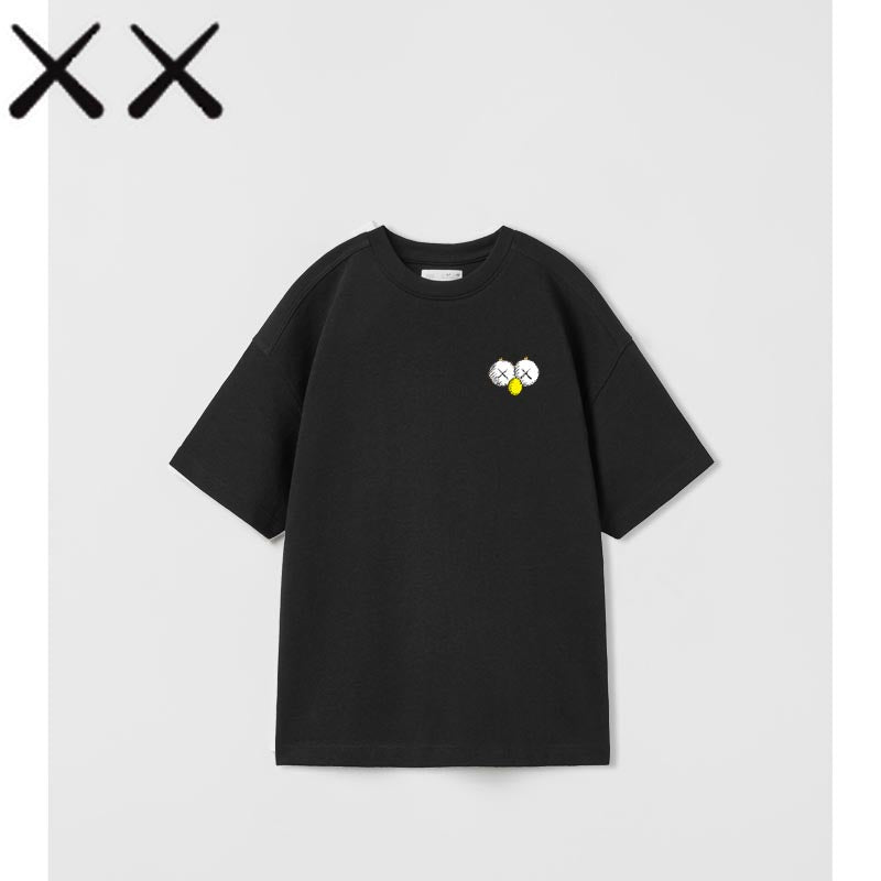 KAWS 大人と子供 (90cm-160cm/S-XXXL) 02103 – Toyscubes｜Findloveshop