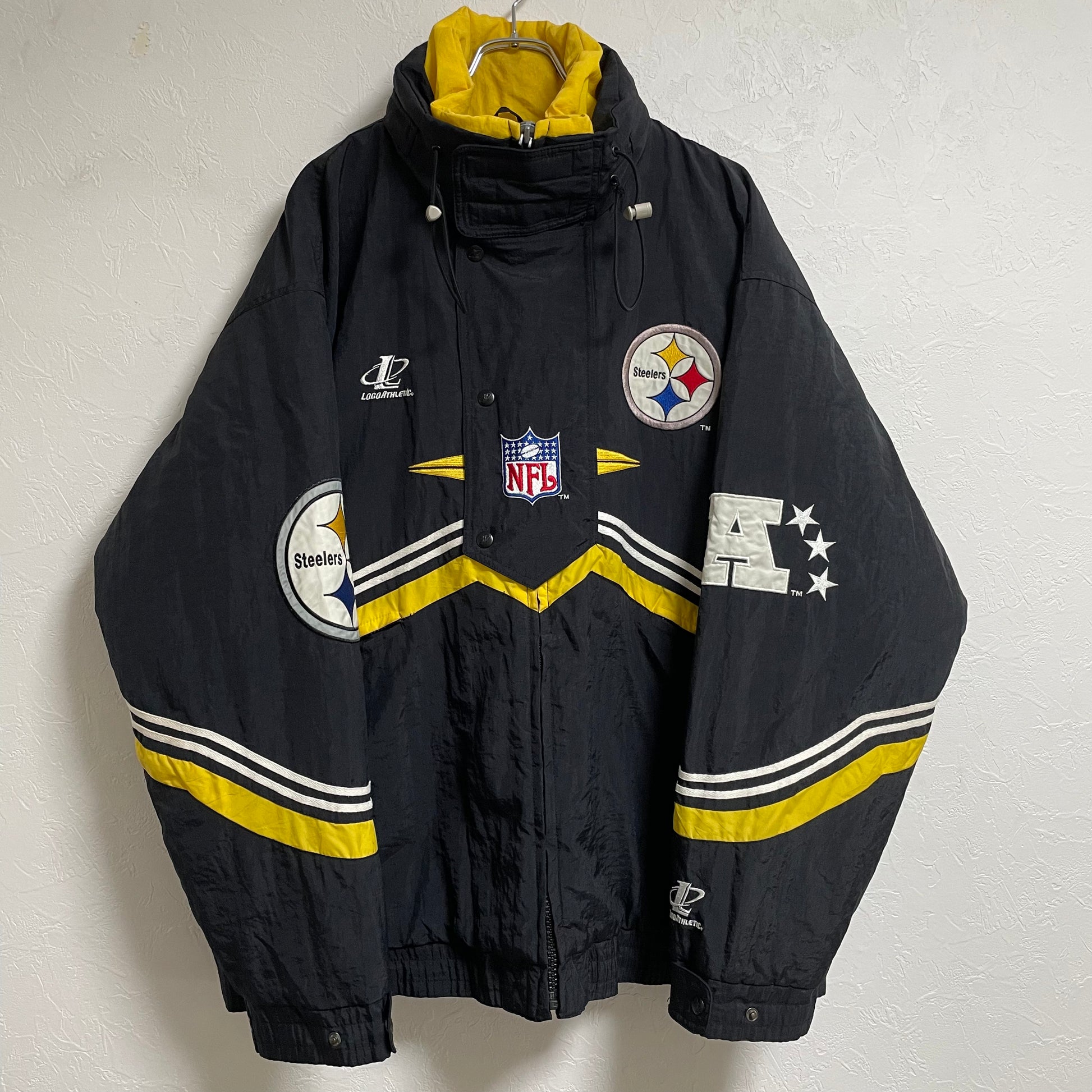 NFL】STEELERS embroidery nylon jacket blouson/スティーラーズ