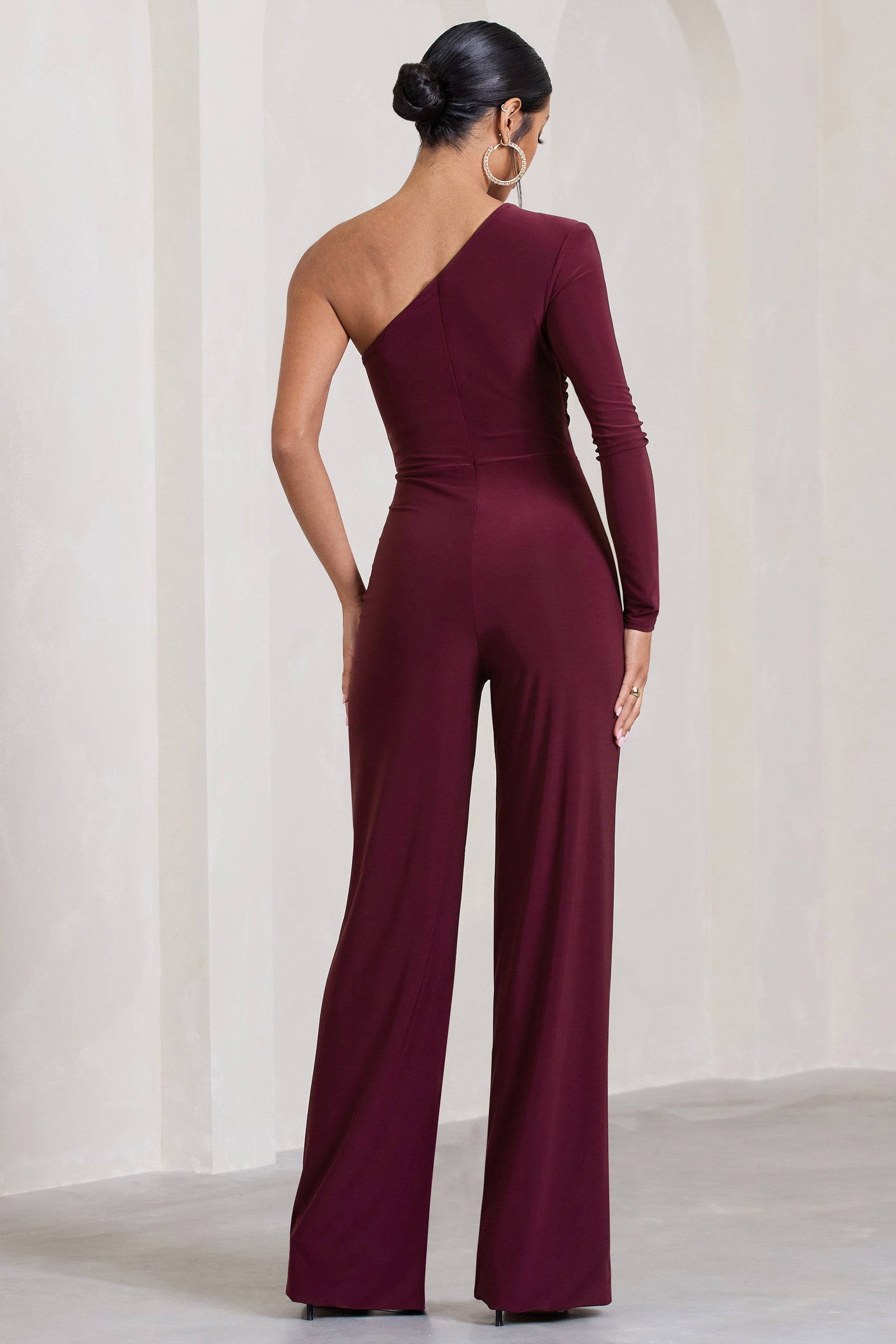 Louisa Red Plunge Neck Jumpsuit with Floor Length Cape Sleeves – Club L  London - USA