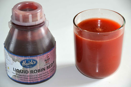 25ml-of-Liquid-Robin-Red-stirred-into-175ml-of-tap-water