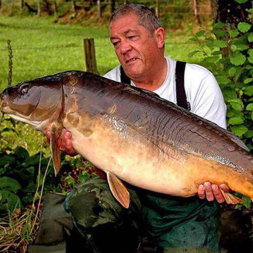 Image-9-This-is-one-of-the-most-unusual-carp-I-have-ever-caught.-It-weighed-just-over-40lb-and-scrapped-like-the-devil