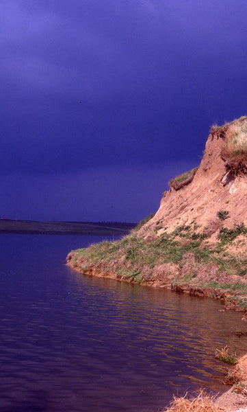 search-the-underwater-contours-off-a-point-or-headland