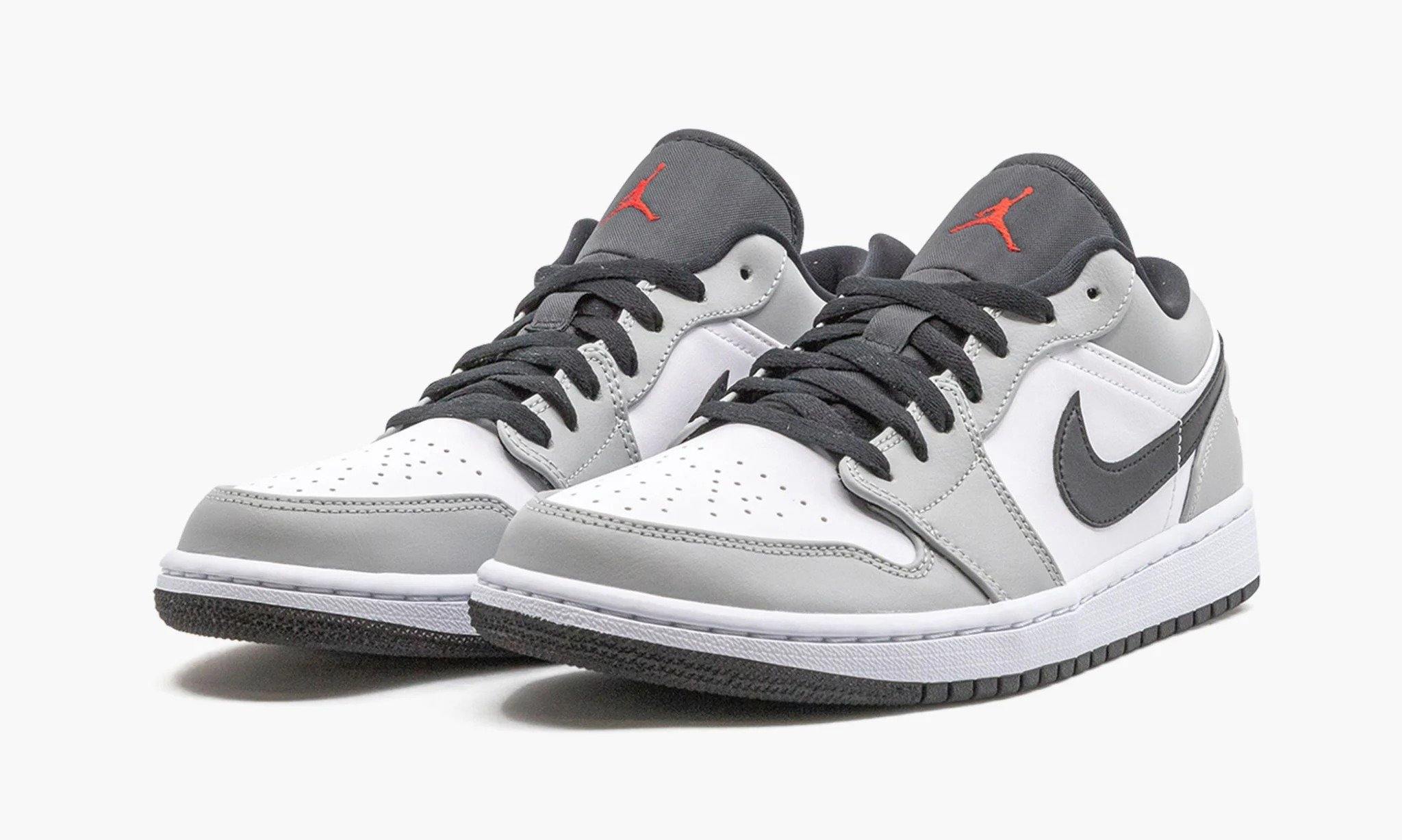 air jordan i low light smoke grey