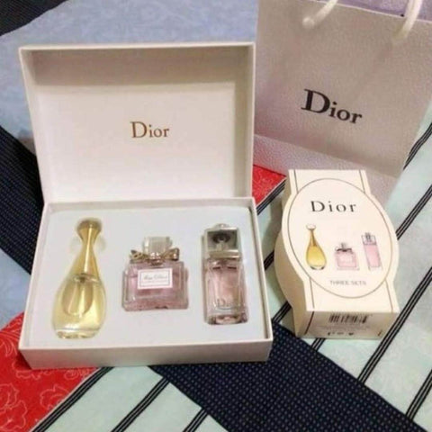 La Collection Privée Christian Dior Fragrance Discovery Set  DIOR