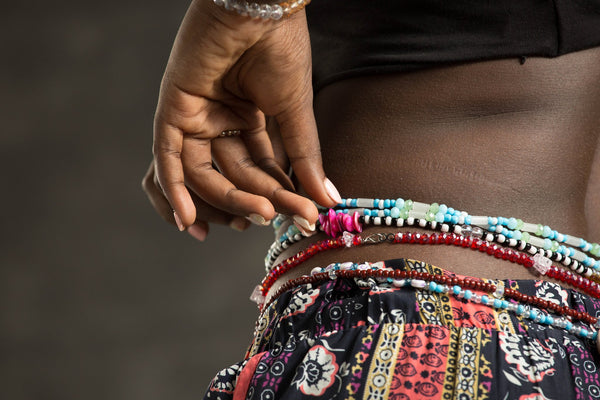 How to Wear Waist Beads: Traditions and Body Awareness