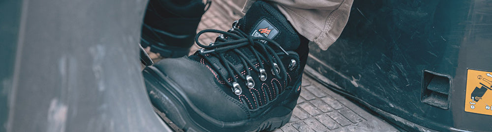 Mongrel 390080 Black Hiker Shoes Safety Toe Cap Lace Up Shoe