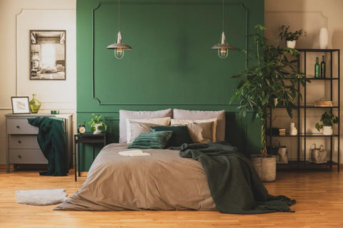 De jolis murs colorés pour une chambre moderne