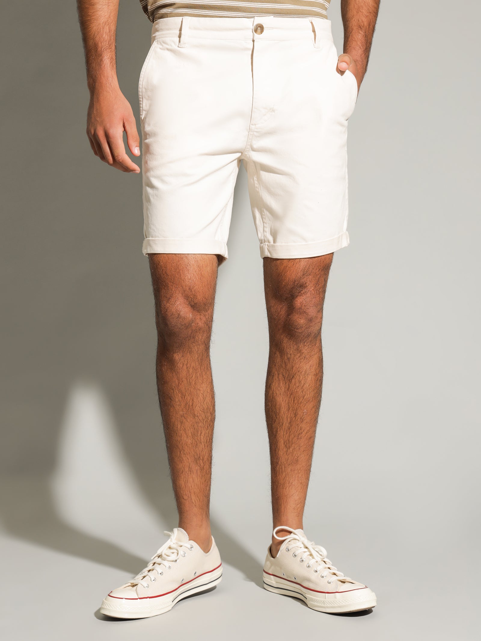 BROCHURE BIG CHINO SHORTS 新品 Lサイズ