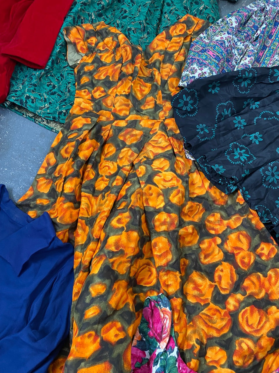 10 pc vintage 1950’s dress mix