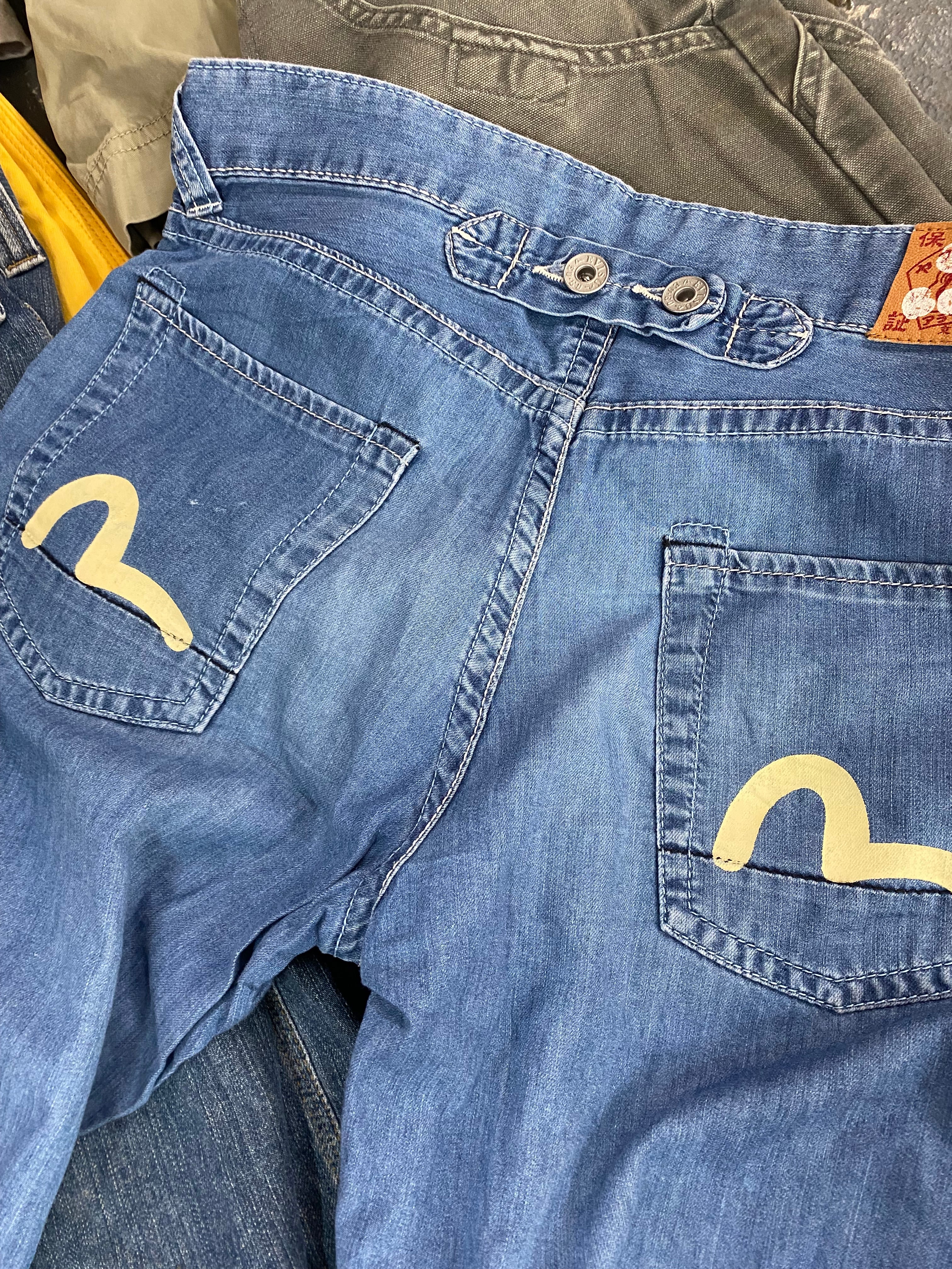 Evisu Carhartt Cargo short mix x19