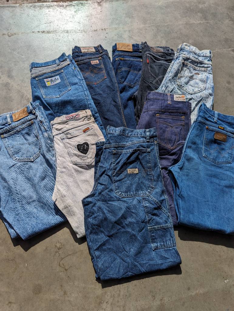 WRANGLER & LEE Jeans for women and men wholesale