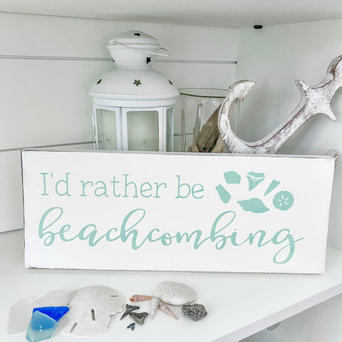 Signs for the beach treasure hunter