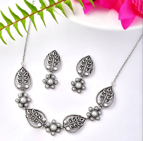 Fresh Fern Myra Necklace Set