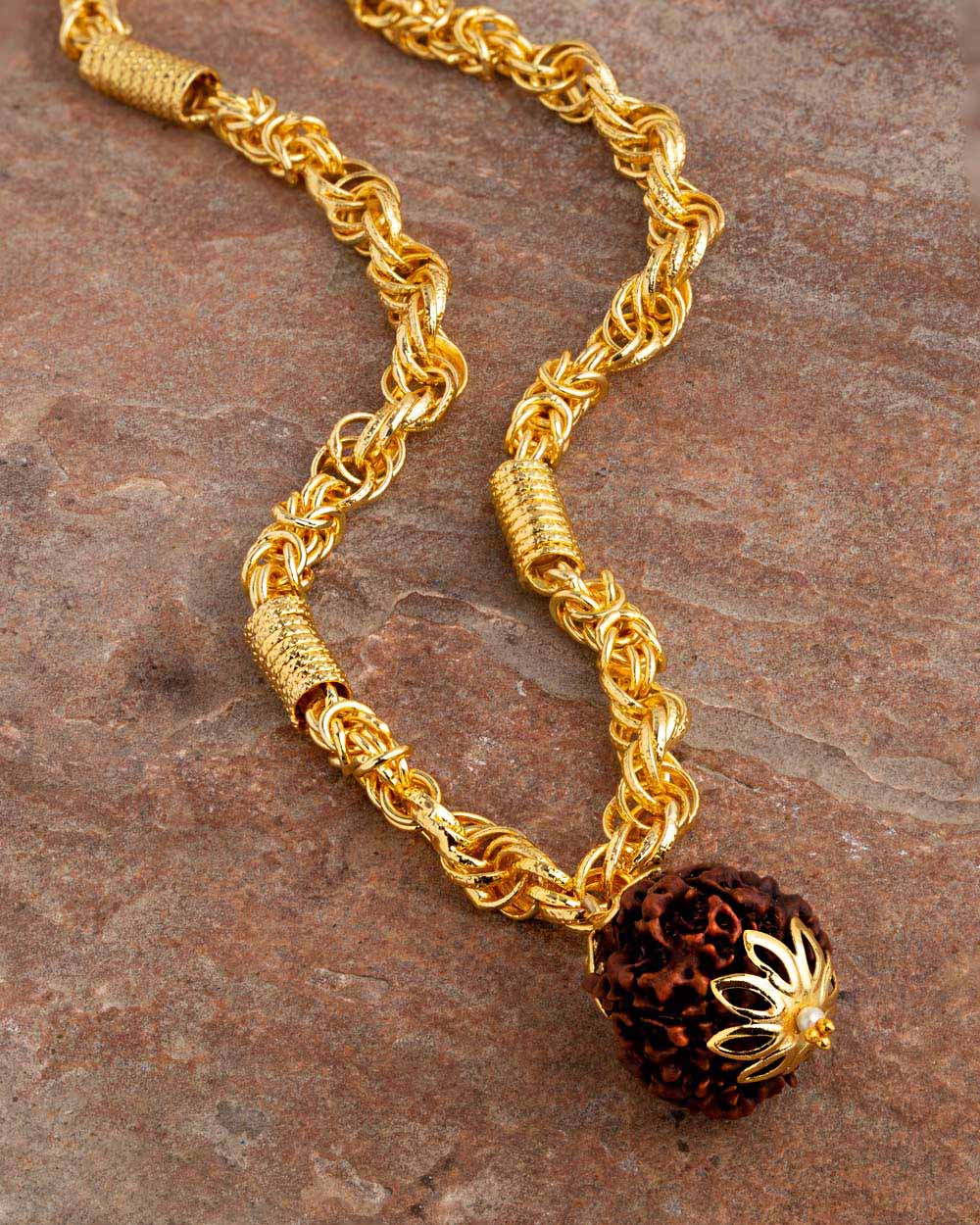 gold chain with single rudraksha