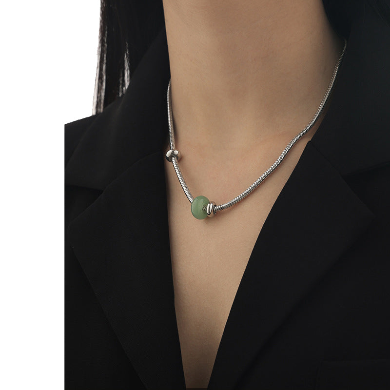 collar de jade