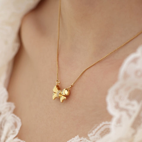 Bow Gem Necklace