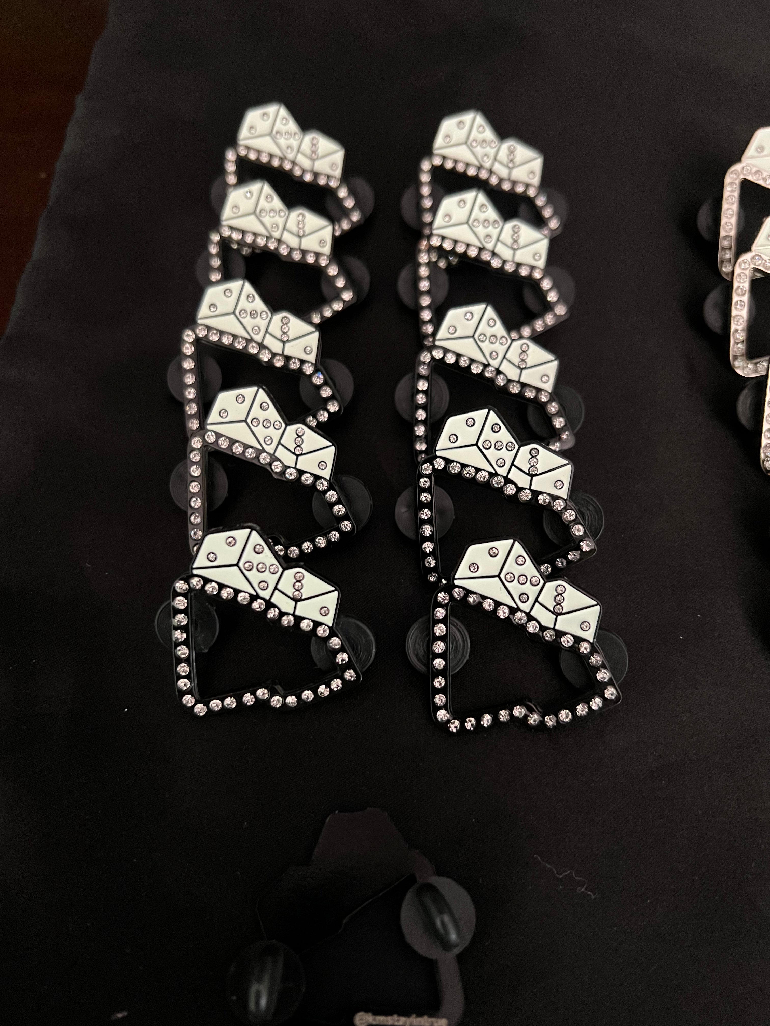 GITD Dice Black border
