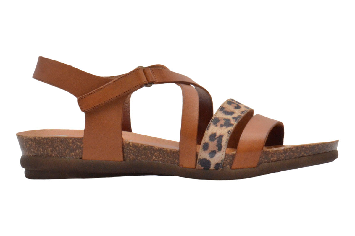 Zeta Rove Tan Leopard Combo Womens