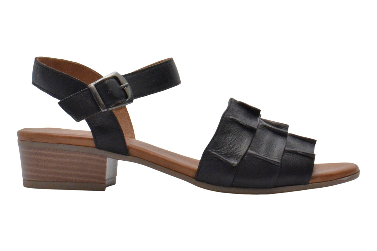 Le Sansa Delphi Black Womens