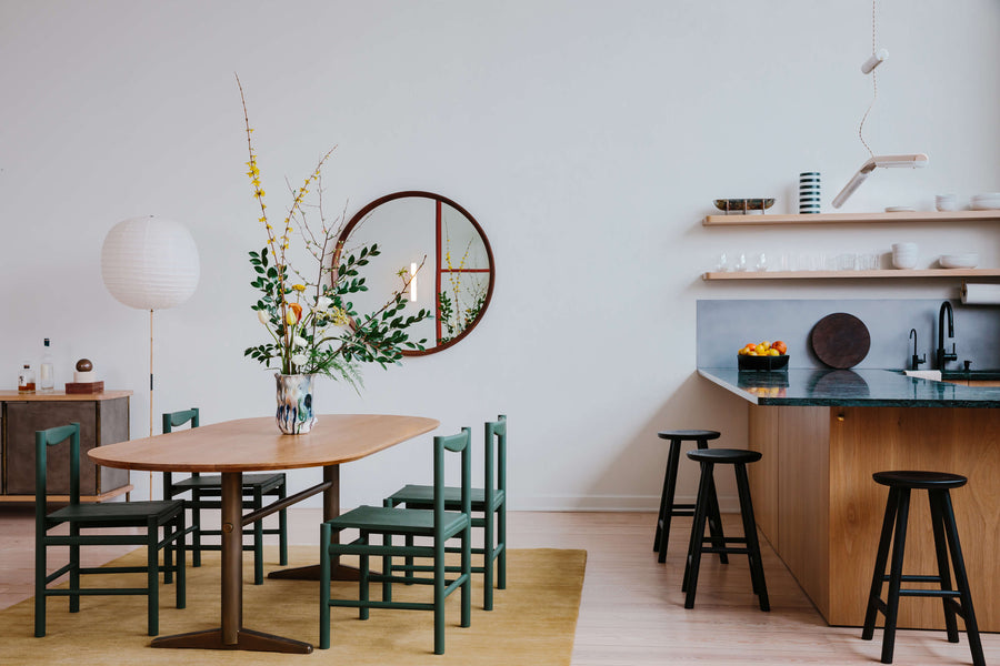 Pillar Dining Table with Racetrack White Oak Top