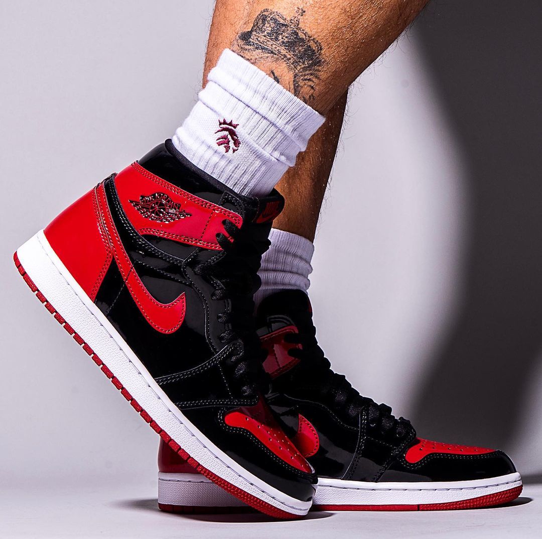 NIKE JORDAN 1 BRED 未使用 ナイキ ジョーダン パテントPATENTB