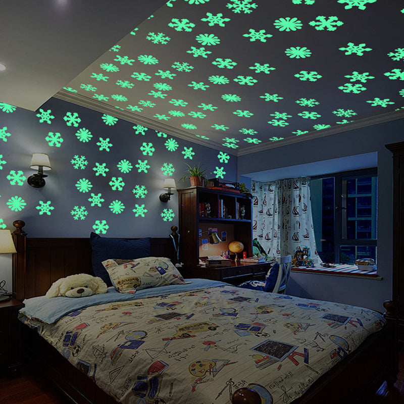 50Pcs Luminous Glow Snowflake Wall Stickers