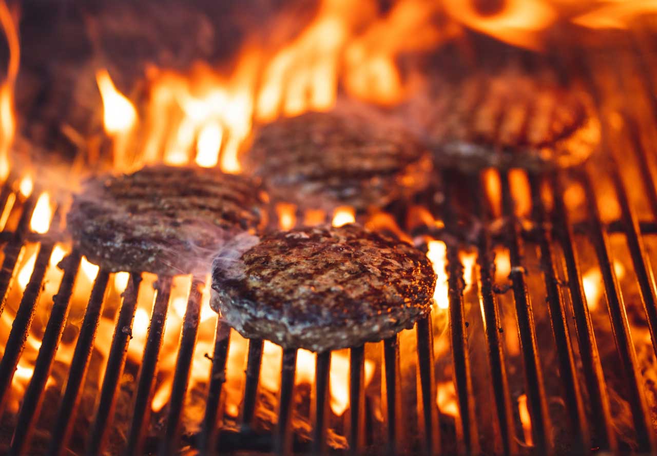 How To Grill Frozen Burgers On A Gas Grill FlavrQ   Cook Frozen Burgers On Grill 