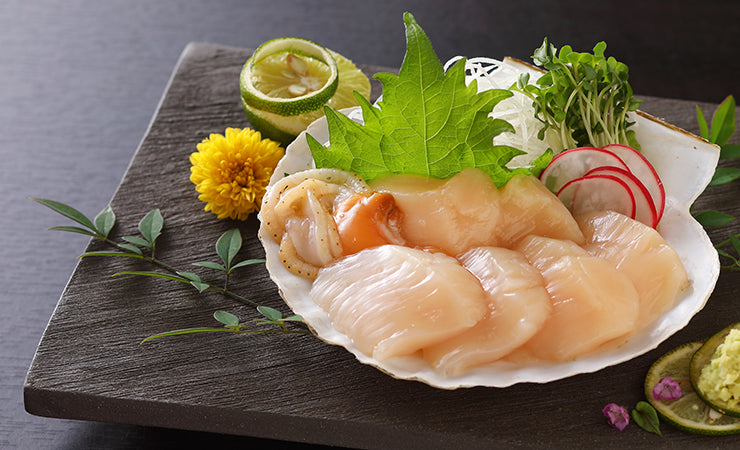 北海道産の殻付「活」ホタテ　肉厚で甘みと旨味が絶品のホタテです-上野屋